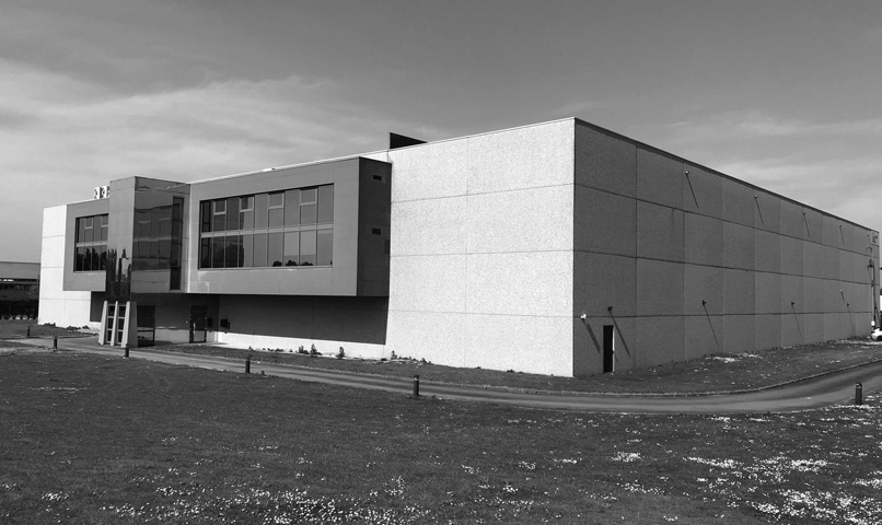 Photo-Batiment-Iris-BW